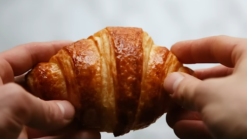 Bước 7: Ủ bánh lần cuối và nướng