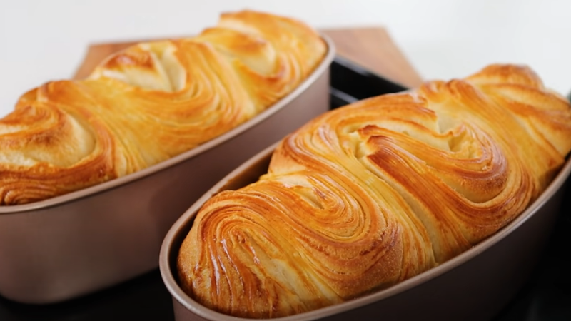 Bước 4: Nướng bánh