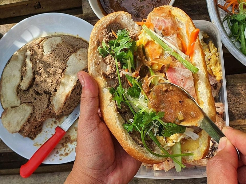 Bánh mì pate - 06