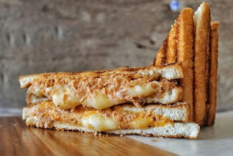 Bánh mì tam giác ảnh 4