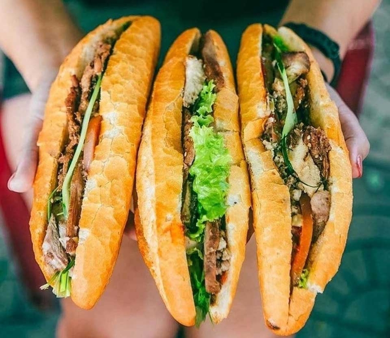 1 ổ bánh mì thập cẩm bao nhiêu calo - 06