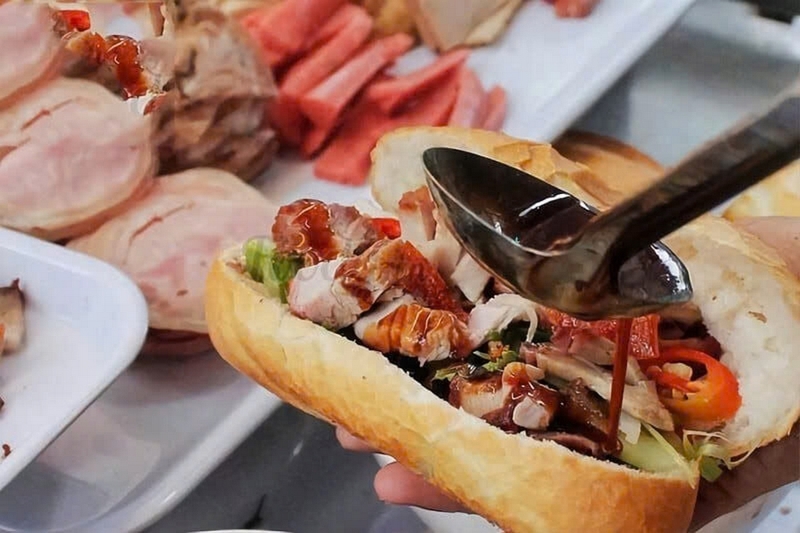 Bánh mì thịt nướng bao nhiêu calo ảnh 6