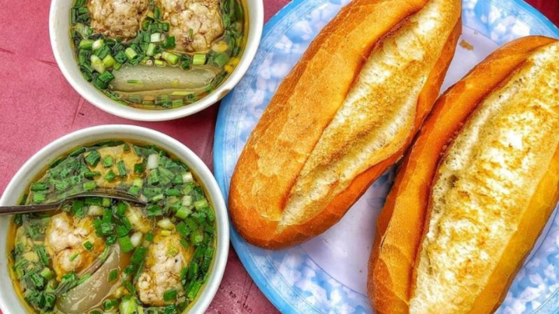 Bánh mì xíu mại Đà Lạt 4