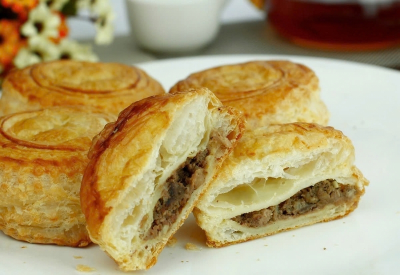 Bánh pate chaud ảnh 1