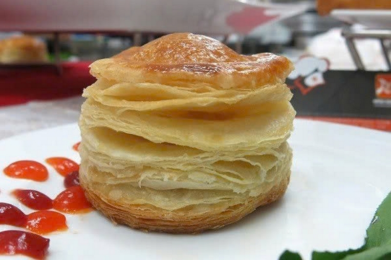 Bánh pate chaud ảnh 2
