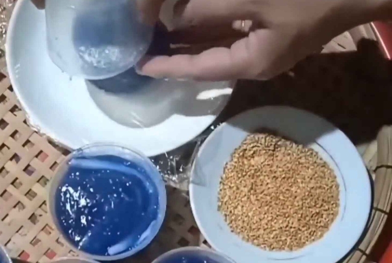 bánh phu thê hoa đậu biếc hình 10