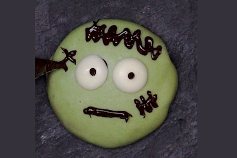 Mẹo thực hiện món bánh quy chocolate chip Halloween