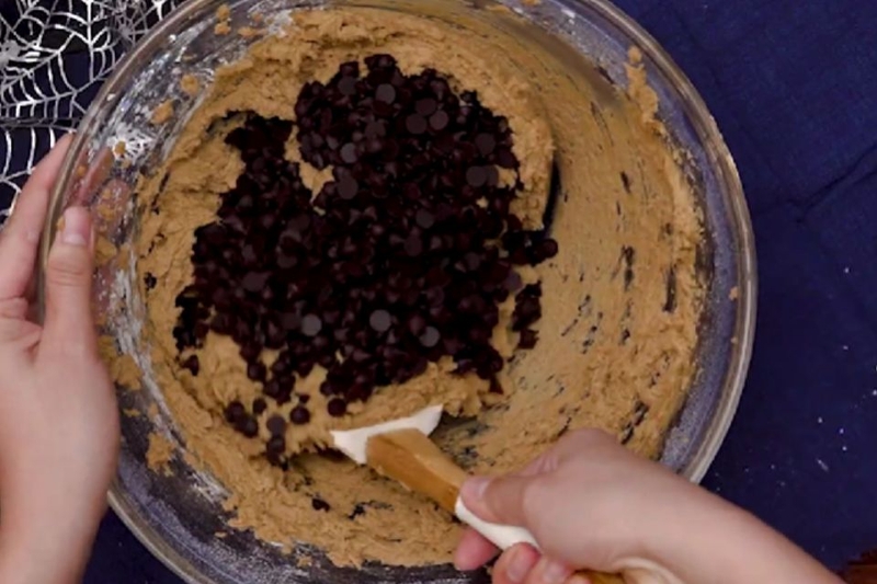 Trộn chocolate chip