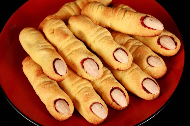 Bánh quy ngón tay ma quái 6