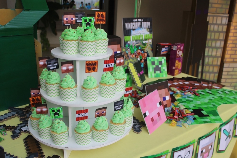 Bánh sinh nhật Minecraft 16