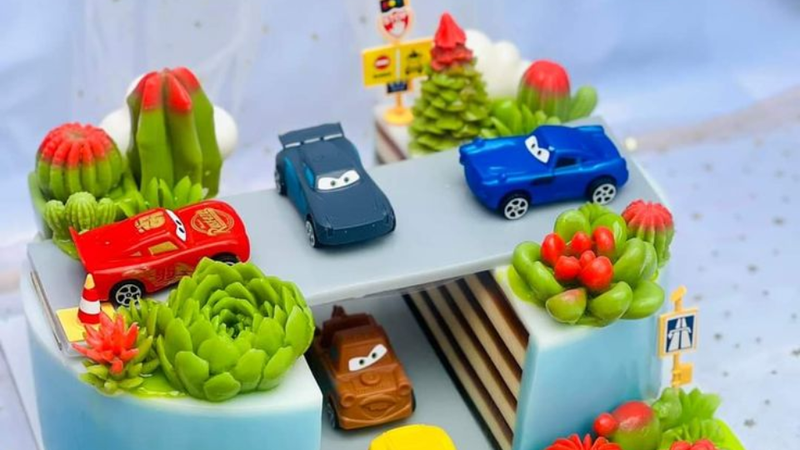 Bánh sinh nhật rau câu đơn giản 4