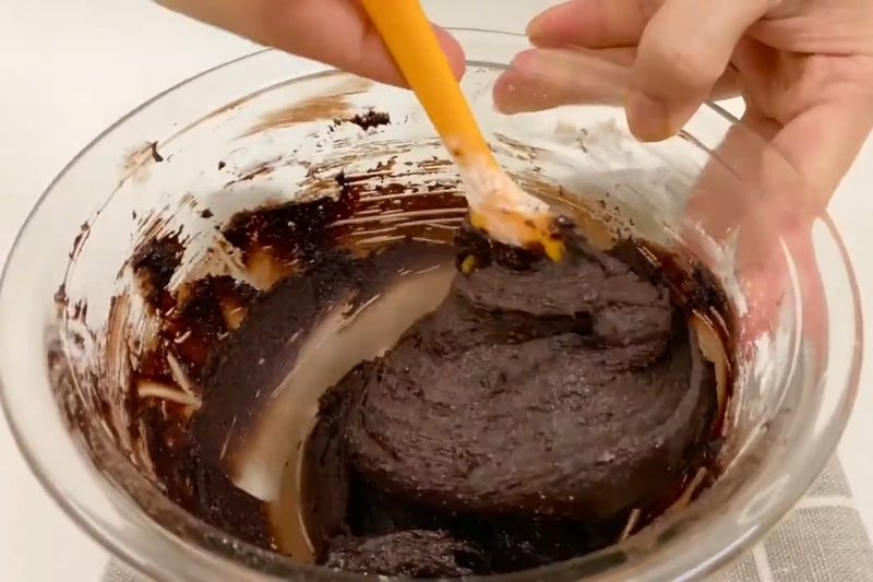 bánh socola tròn hình 3