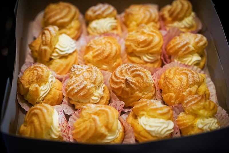 bánh su kem bao nhiêu calo (ảnh 1)