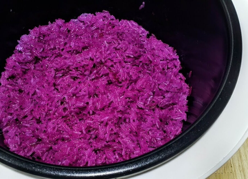 Bánh tét trứng muối 10