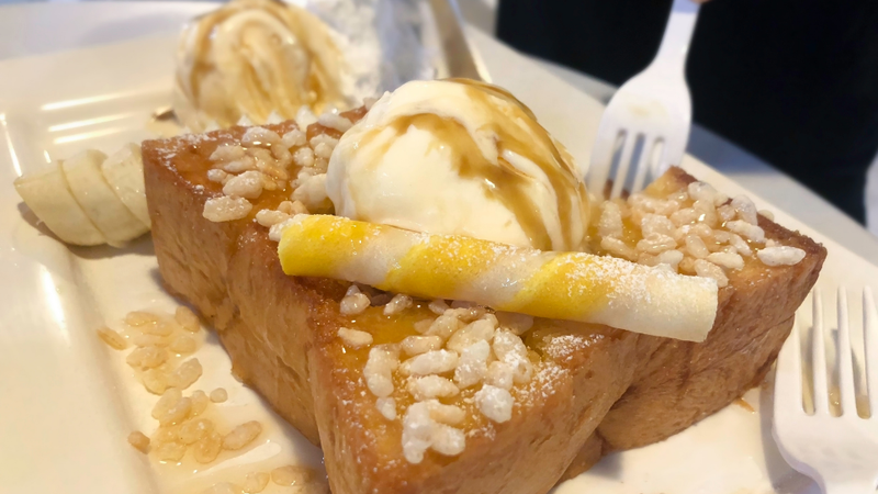 Bánh toast 3