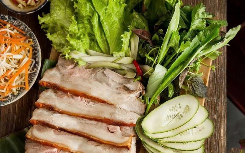 Bánh tráng cuốn thịt heo bao nhiêu calo ảnh 1