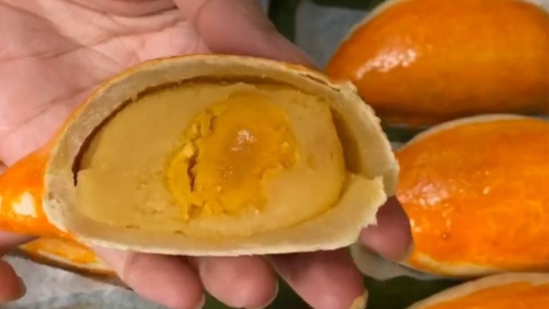 Bánh trứng muối 16