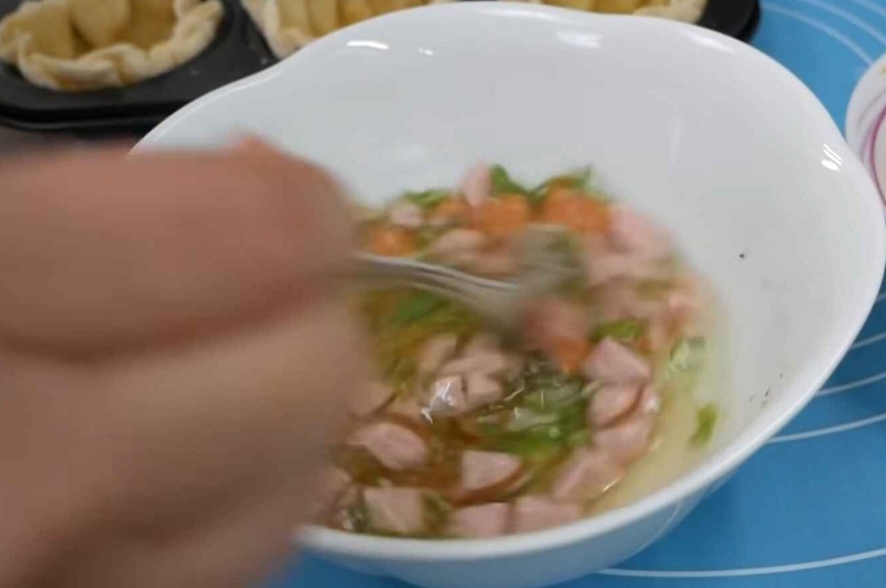 bánh trứng nướng hình 8
