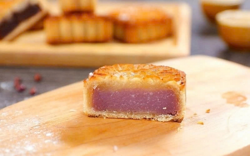 bánh trung thu nướng nhân khoai môn ảnh 2