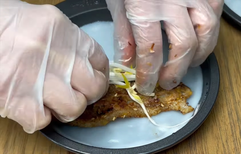 bánh ướt cuốn thịt nướng hình 6