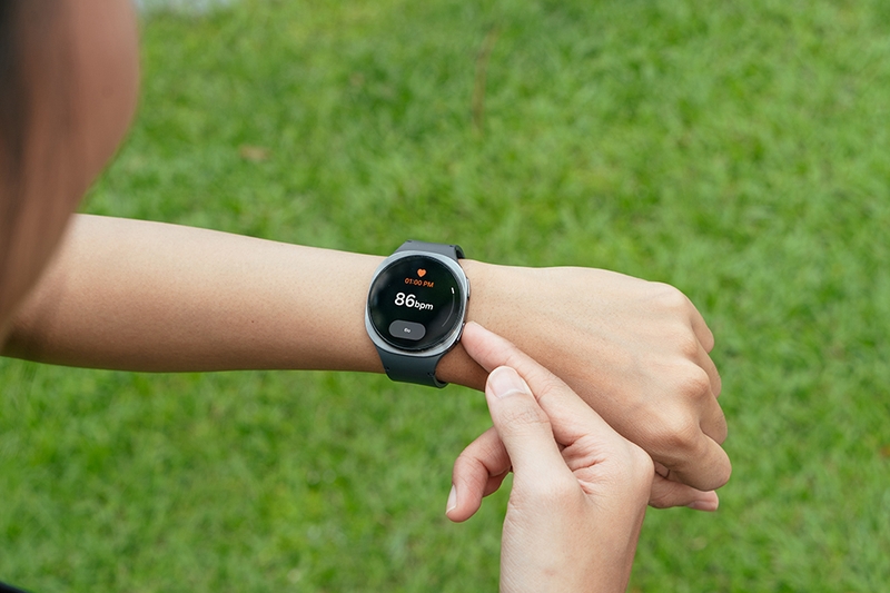 bat-mode-song-khoe-cung-galaxy-watch8 (11).jpg