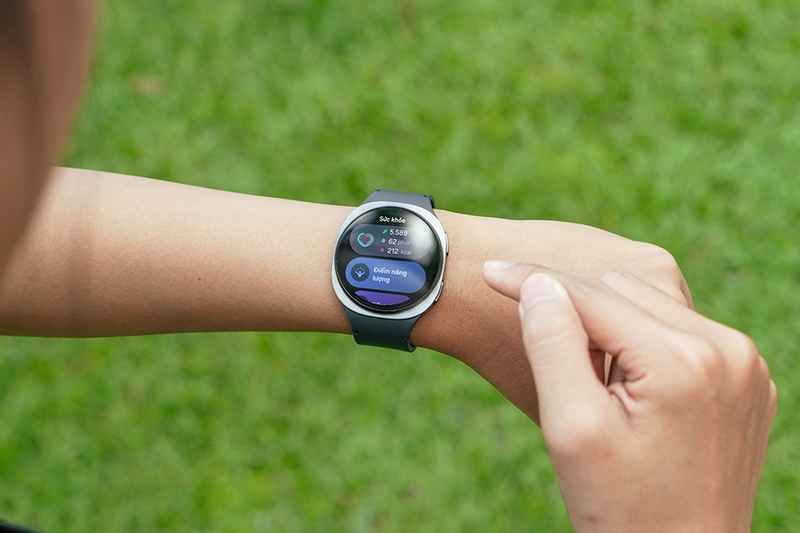 bat-mode-song-khoe-cung-galaxy-watch8 (17).jpg