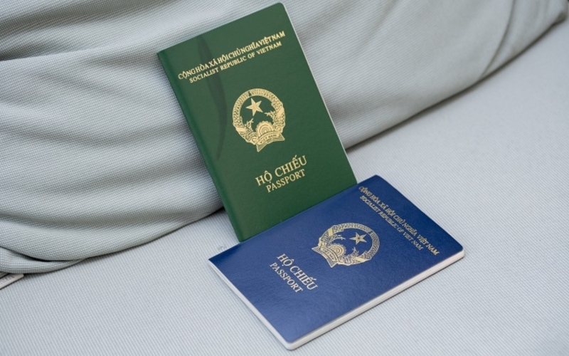 Bay trong nước có cần hộ chiếu không?