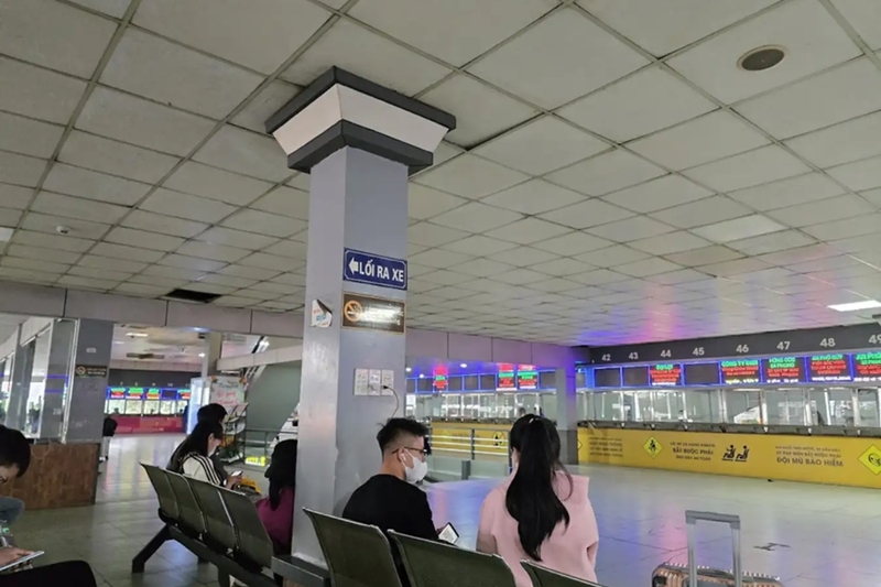 Bến xe Nước Ngầm 3