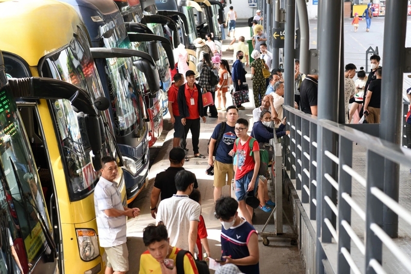 Bến xe Nước Ngầm 6