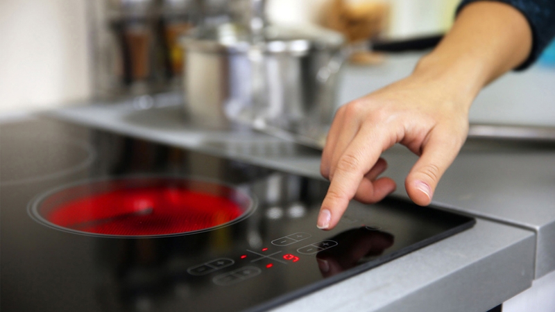 bếp hồng ngoại cảm ứng và bếp hồng ngoại cơ 3