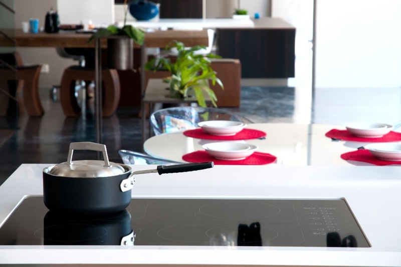 bếp từ đôi Midea bảo hành chính hãng