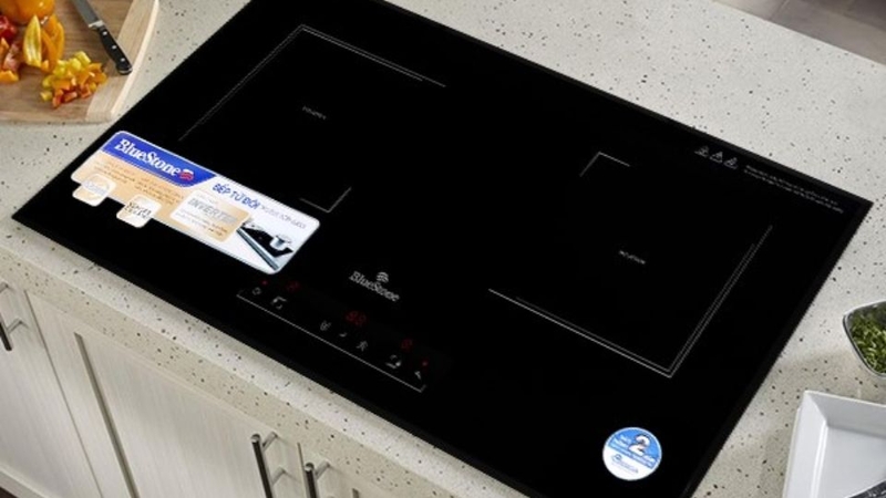 bếp từ đ&ocirc;i bị hỏng 1 b&ecirc;n 2