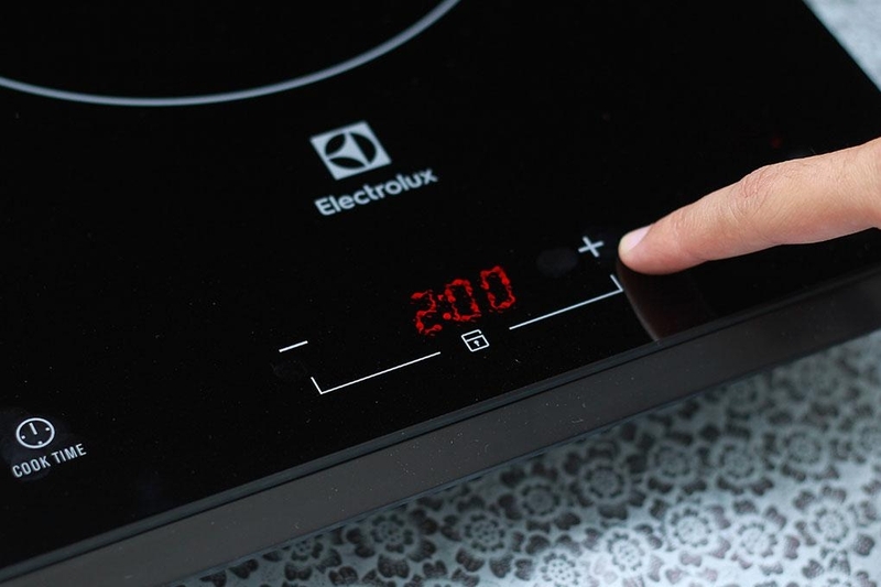 uu diem bep tu electrolux
