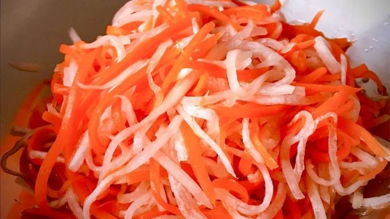 Bước 4: Làm đồ chua