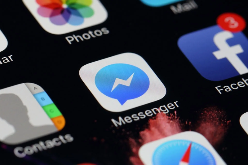 Làm sao khi bị văng khỏi Messenger trên iPhone 5
