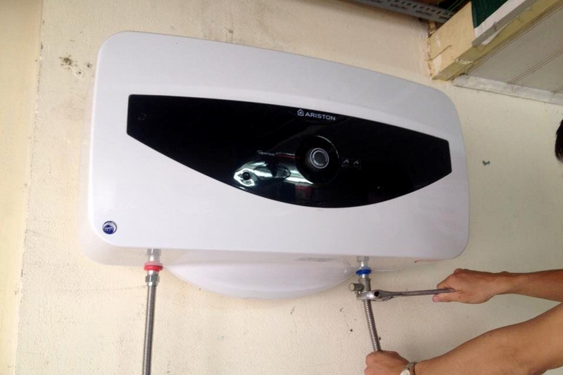 Bình nóng lạnh Ariston không ra nước nóng - 08