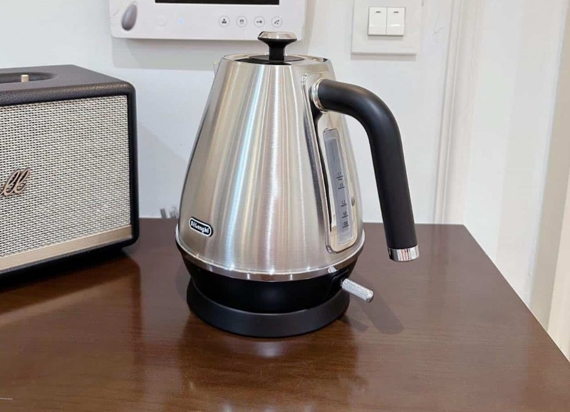 binh dun sieu toc delonghi de su dung