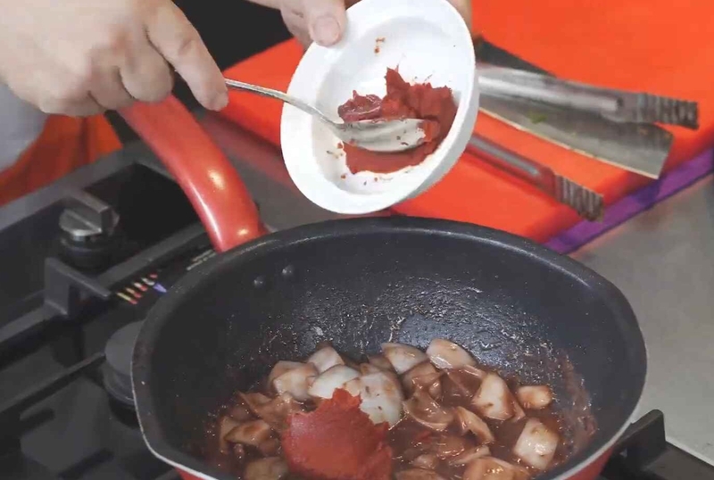 bò hầm rượu vang hình 9