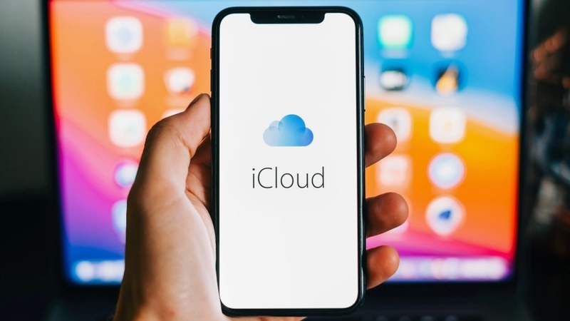 dùng iCloud hay bộ nhớ trong của iPhone 4