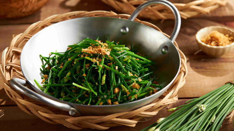 Bông hẹ xào thịt bò 1