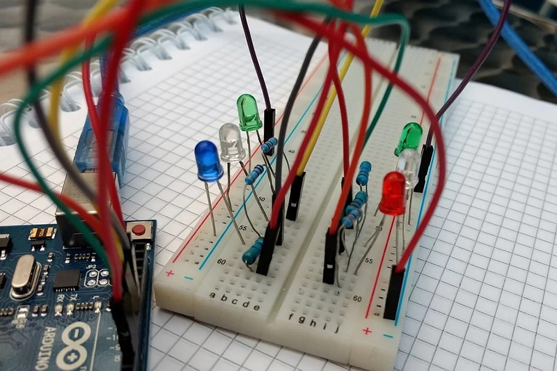 breadboard-la-gi-6.jpg