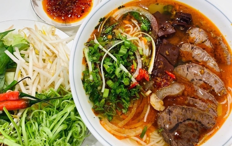 bún bò huế bao nhiêu calo ảnh 4