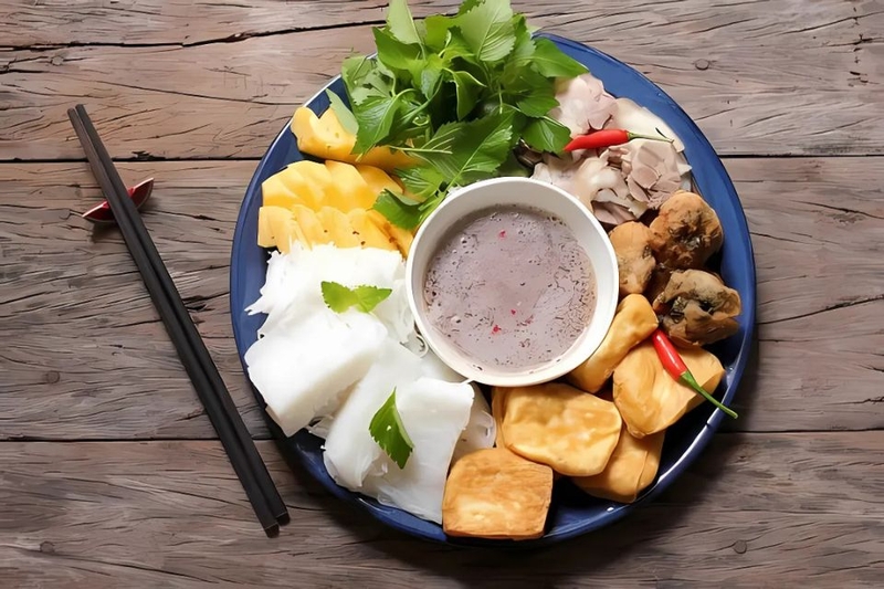 bún chấm mắm tôm