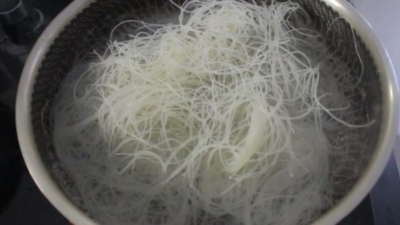 bún gạo xào lòng gà 5