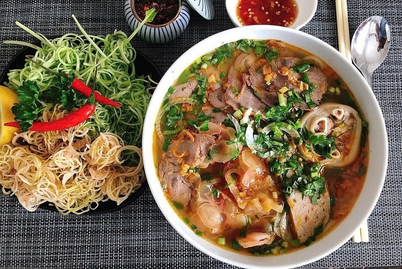 bún sườn bò ảnh 5