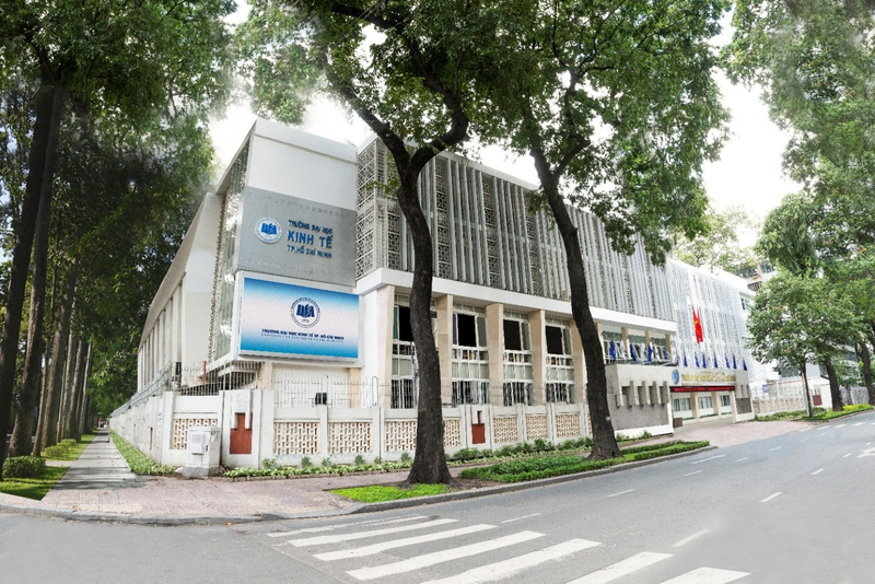 C04 là khối gì 8