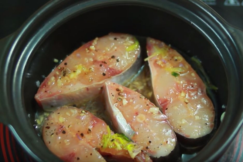 cá basa kho riềng hình 2