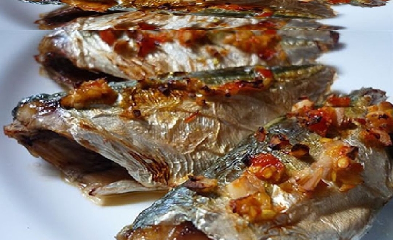 Cá bạc má nướng 7