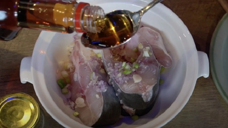 cá basa kho dứa 3