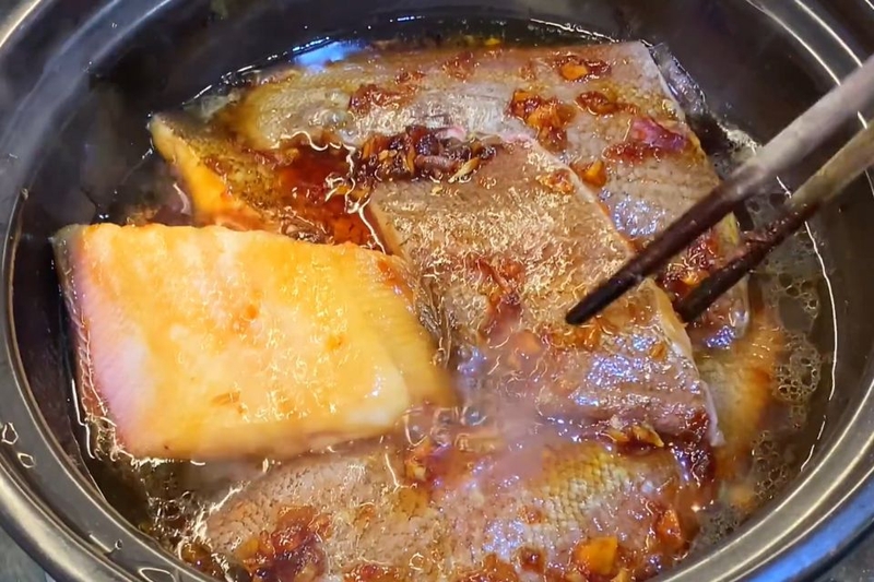 Kho cá bơn kho tiêu
